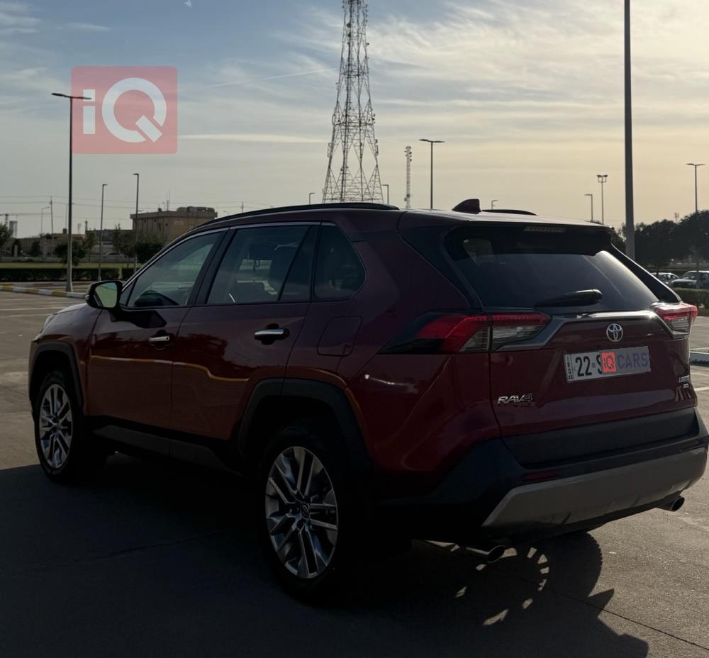 تويوتا راف 4